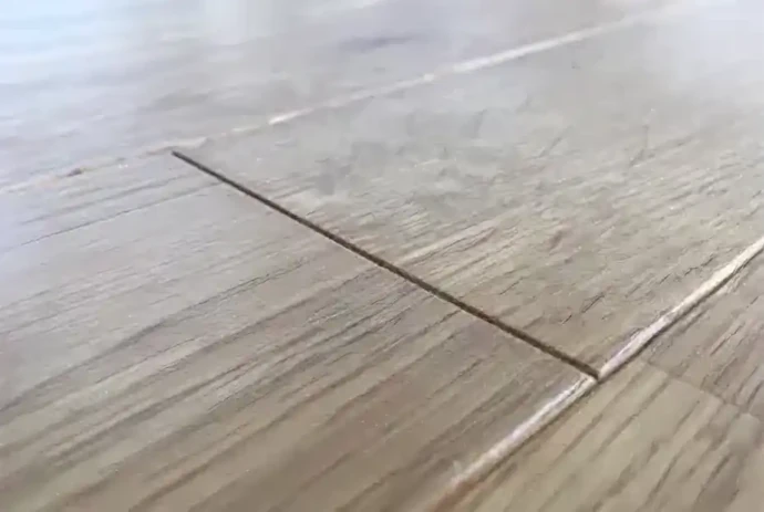 フローリング